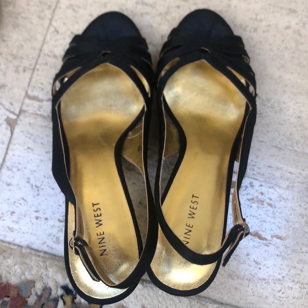 Nine West black satin heeled shoe 8.5. Like new